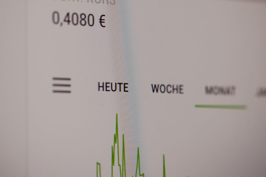 photo-1617871772974-26b107fc4c88-38e1df39 TradingBrothers - hochwertige Signale & Handelssysteme